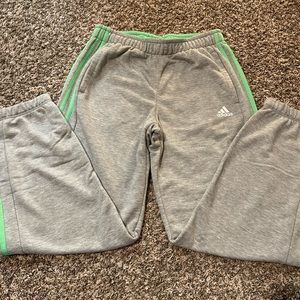 Adidas Essential Sweatpants